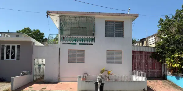 #232 Urb Quinto Centenario Calle Diego Colon Crisantemo, MAYAGUEZ, PR 00682