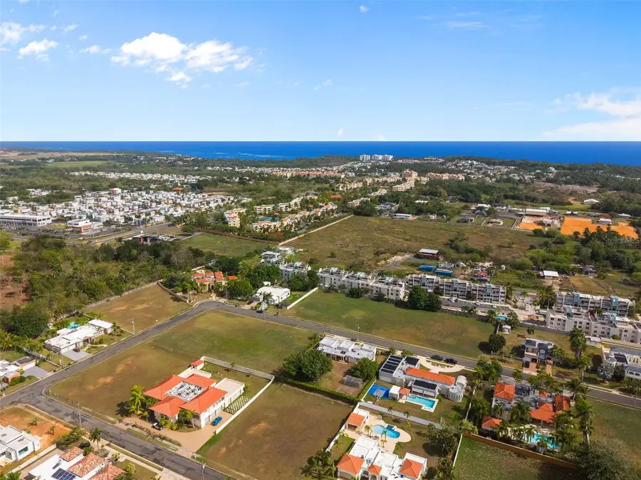 G8 Calle 2, Vega Alta, PR 00692 - #3