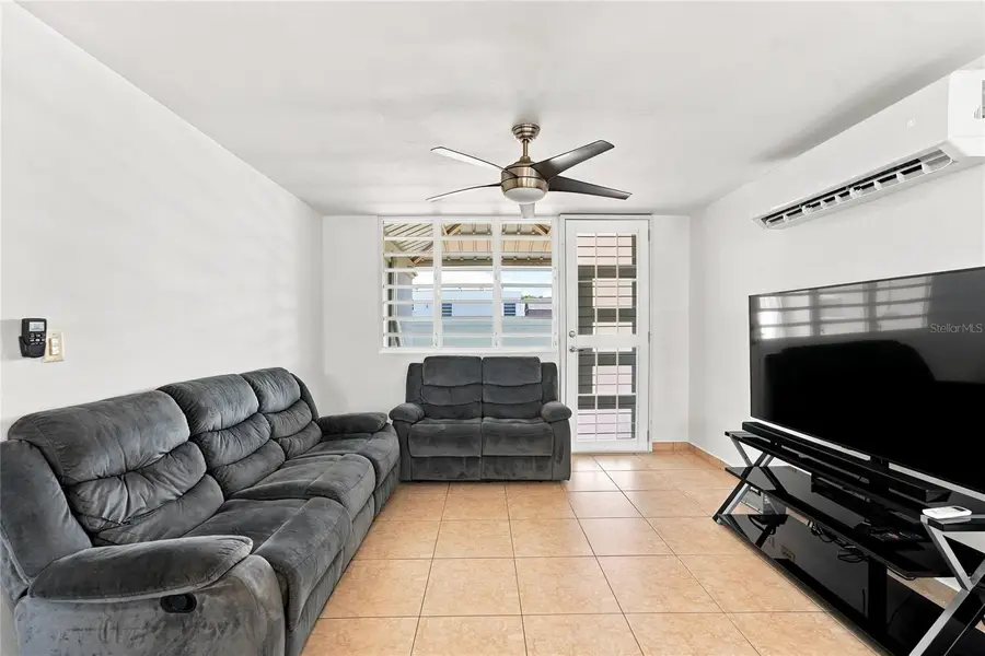 F-30 Calle Mar Egeo, Humacao, PR 00791 - #3