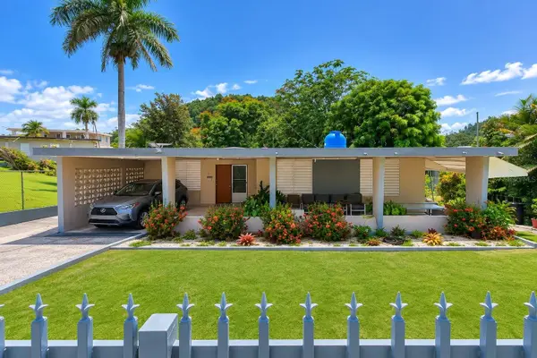 Address Withheld By Seller, VEGA ALTA, PR 00692