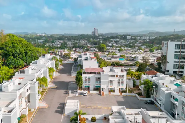 17 San Jose #906, GUAYNABO, PR 00969