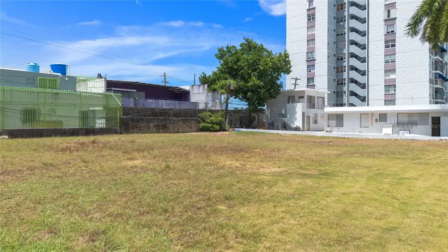 Calle Costa Rica #A-17 & A18, San Juan, PR 00917 - #3