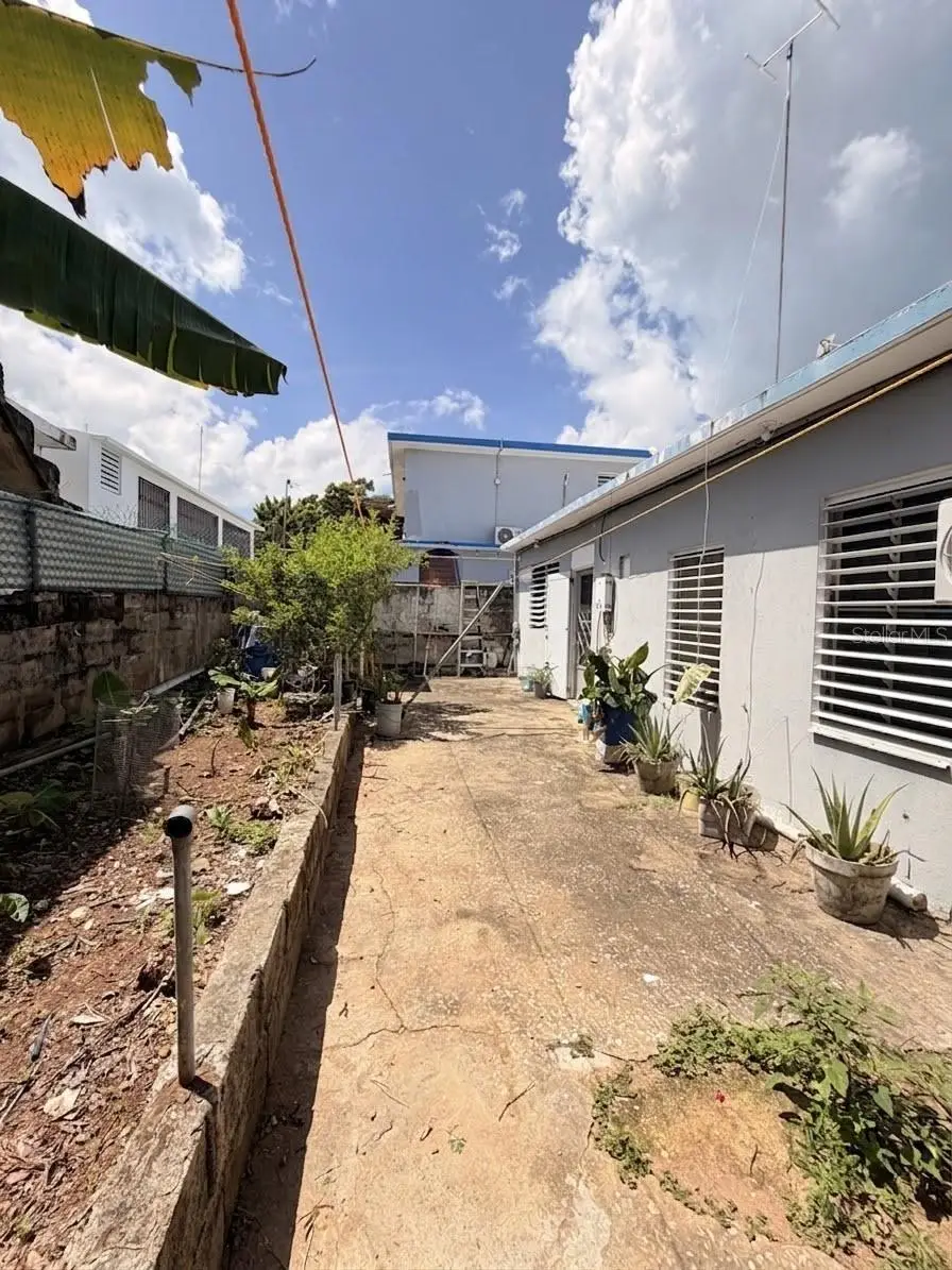 11 Calle 11 #69 Lote 363, Com. Victor Rojas, Arecibo, PR 00612 - #2