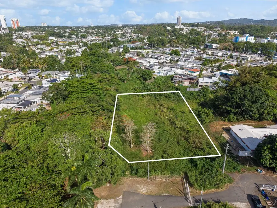 km 1.3 Alejandrino Avenue, Guaynabo, PR 00969 - #2
