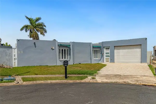 Address Withheld By Seller, DORADO, PR 00646