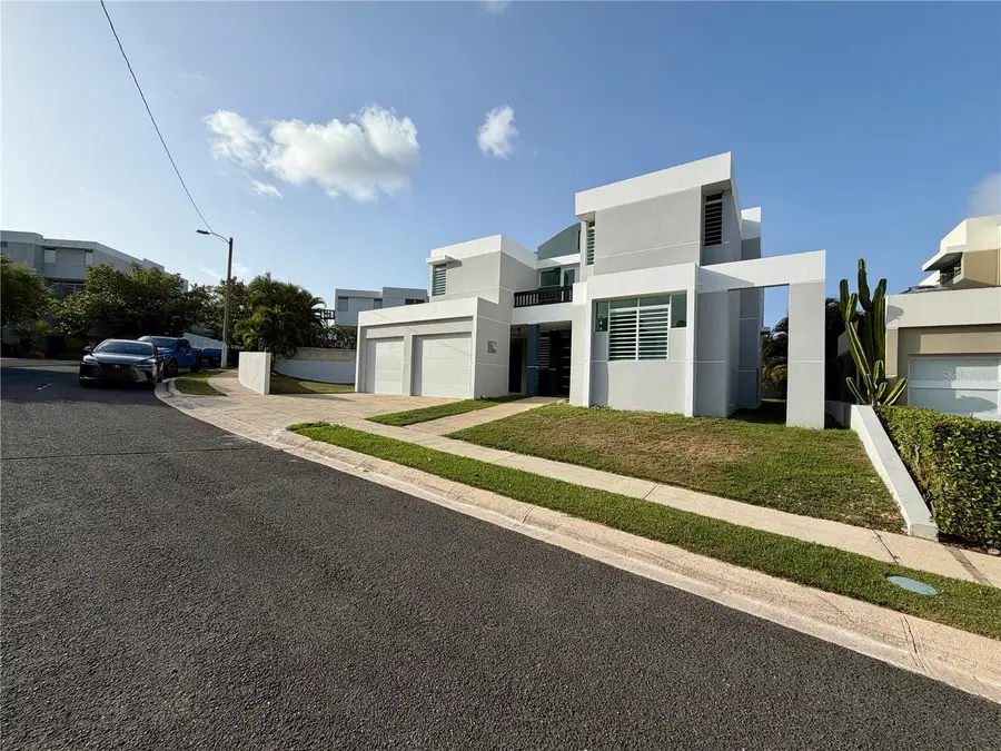 G704 Estancias Del Bosque, Trujillo Alto, PR 00976 - #2