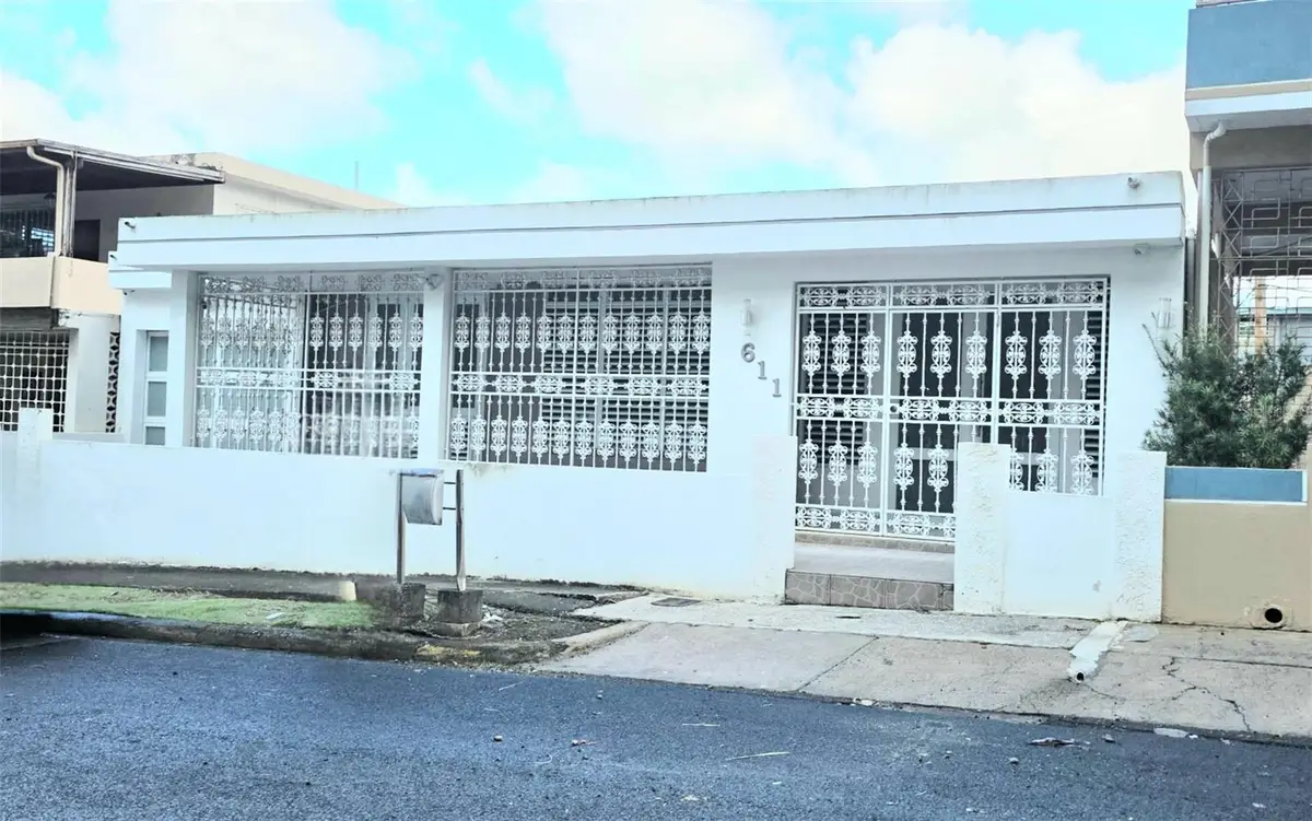 611 Olympic St Summit Hills, San Juan, PR 00920 - #1
