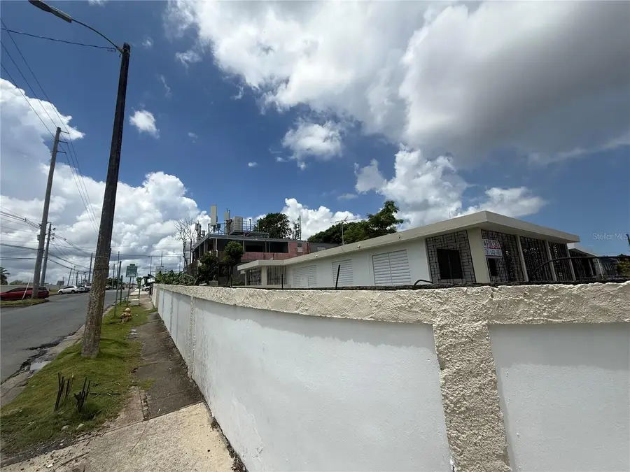 24 Ave Laurel, Bayamon, PR 00956 - #2