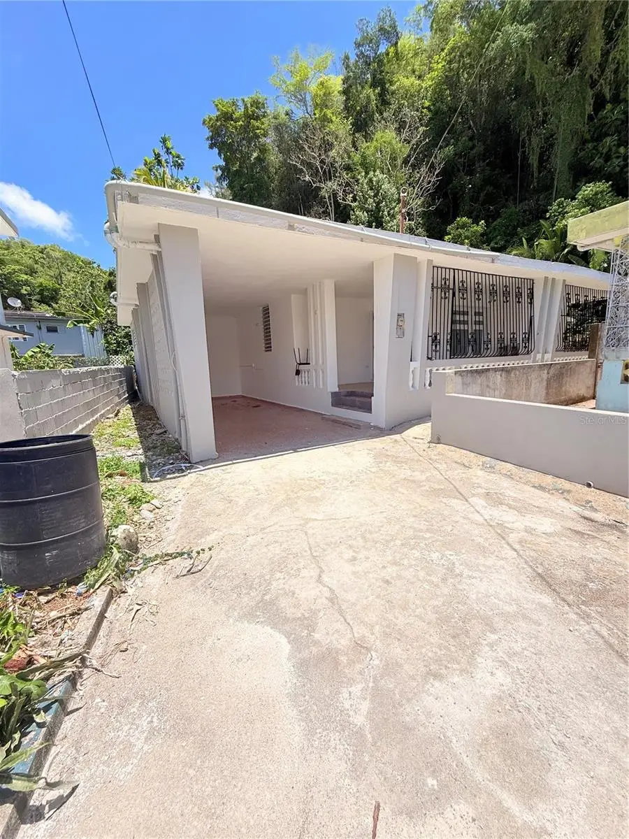 77 Tulipn Pmpanos, Vega Alta, PR 00692 - #2