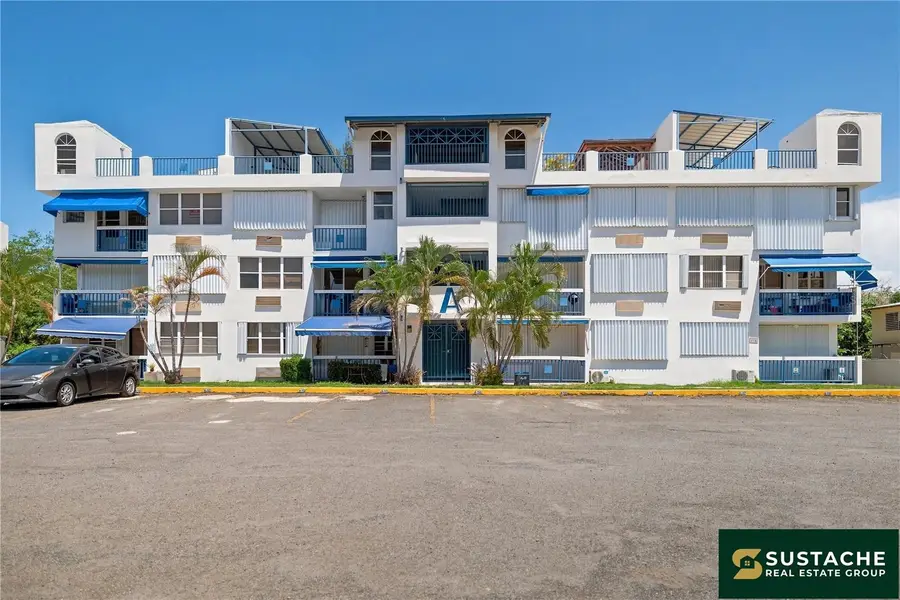 1 Calle Charlie #A-303, Loiza, PR 00772 - #2