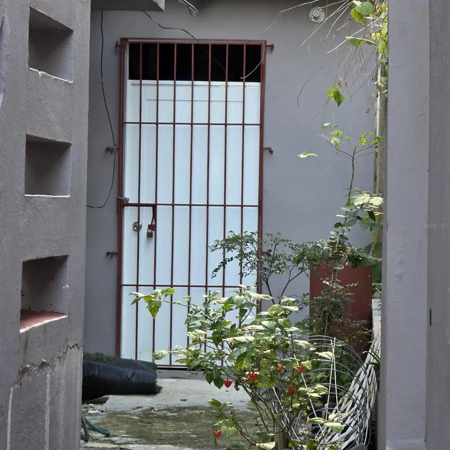 CLL BENITO PEREZ GALDOS Urb El Vedado, San Juan, PR 00918 - #3