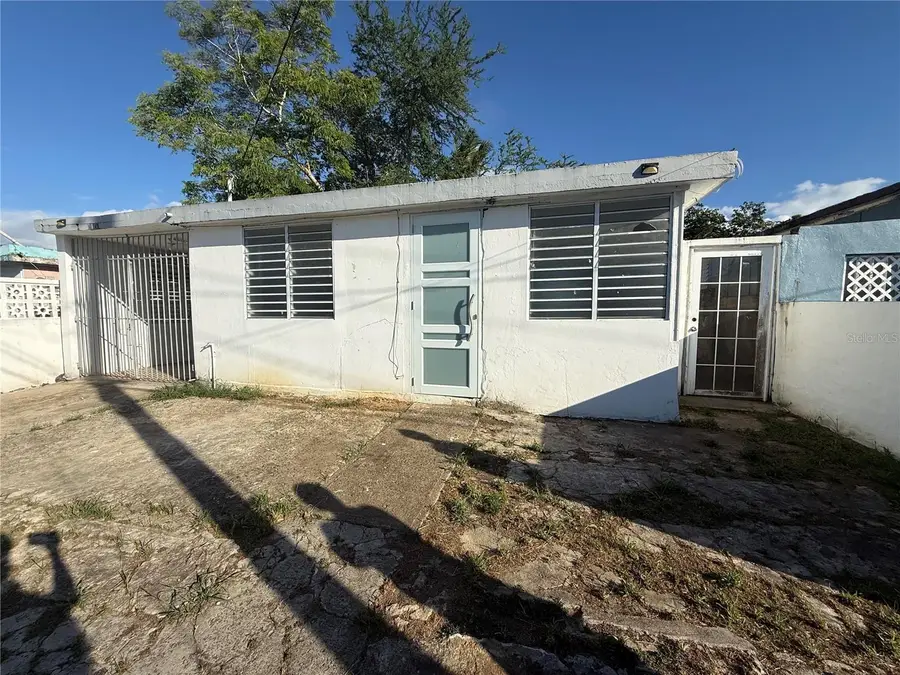 LL-18 Jardines De Palmarejo, Canovanas, PR 00729 - #2