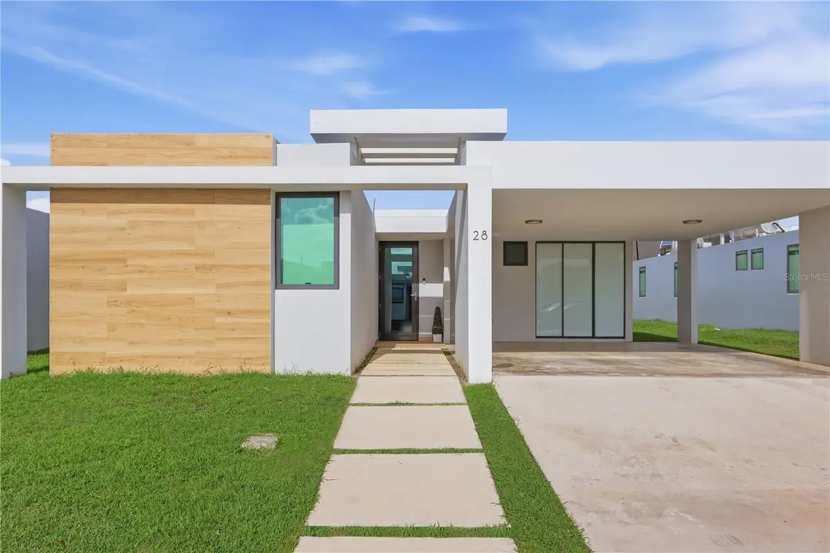 28 Calle Volga, Bayamon, PR 00959 - #1