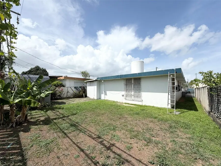 DIEGO SALCEDO ST. Fairview Dev. #1873, San Juan, PR 00926 - #3