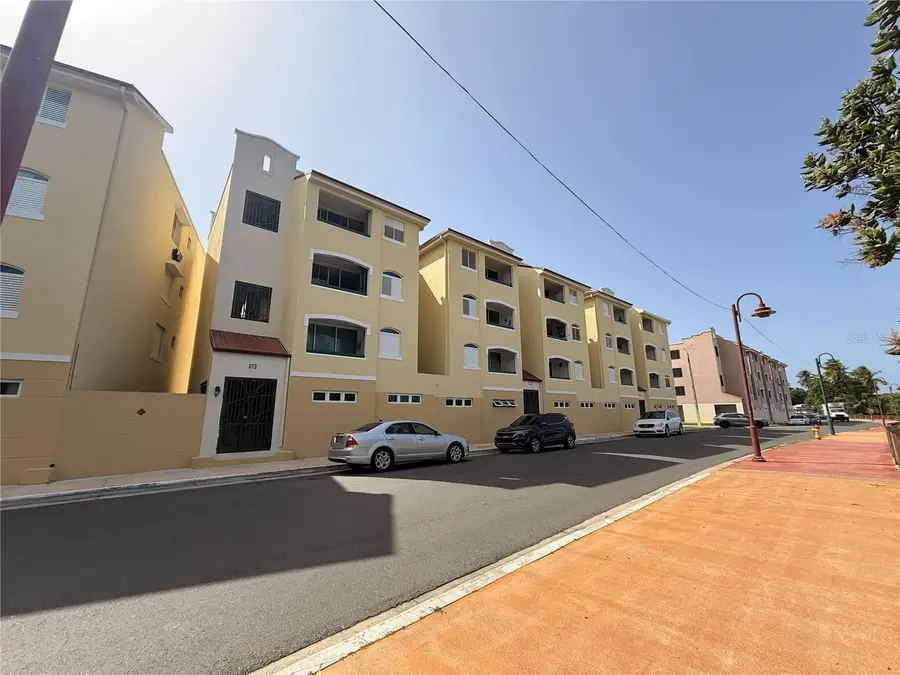 PR-684 Condo. Marina Iii #B-803, Barceloneta, PR 00617 - #2