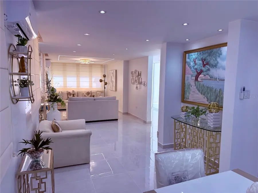 MANSIONES REALES Felipe Primero #E1, Guaynabo, PR 00969 - #2