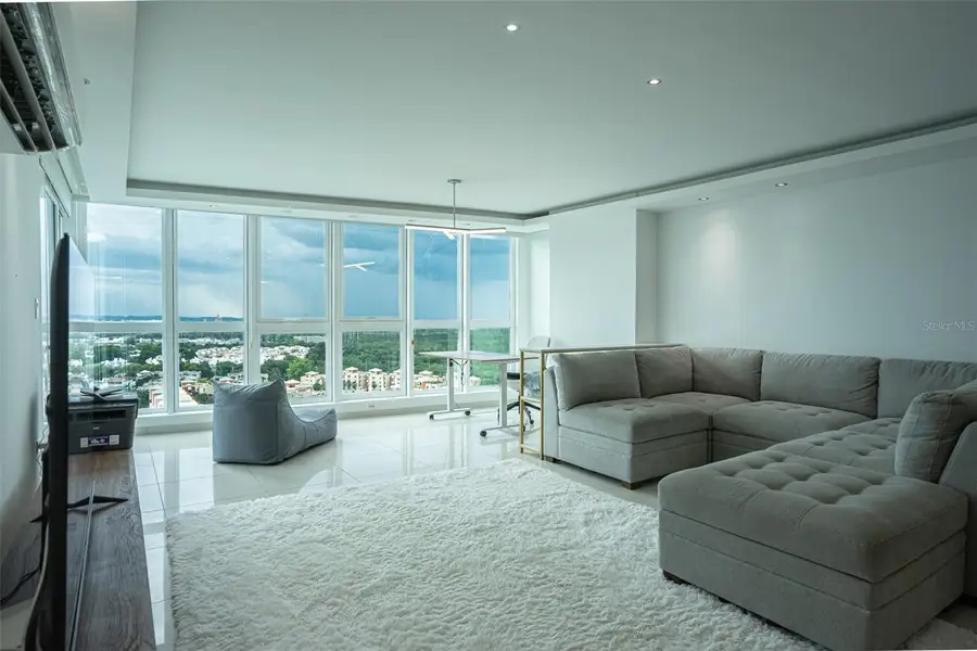 48 Ave.luis Muoz Rivera #2007, San Juan, PR 00918 - #2