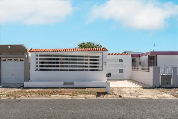 747 Levittville #SE6, TOA BAJA, PR 00949