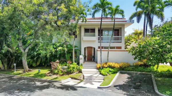 25 Fairways #25, DORADO, PR 00646