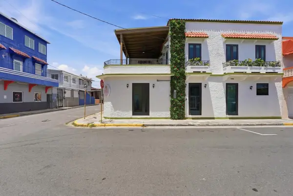 2009 Corona, SAN JUAN, PR 00911