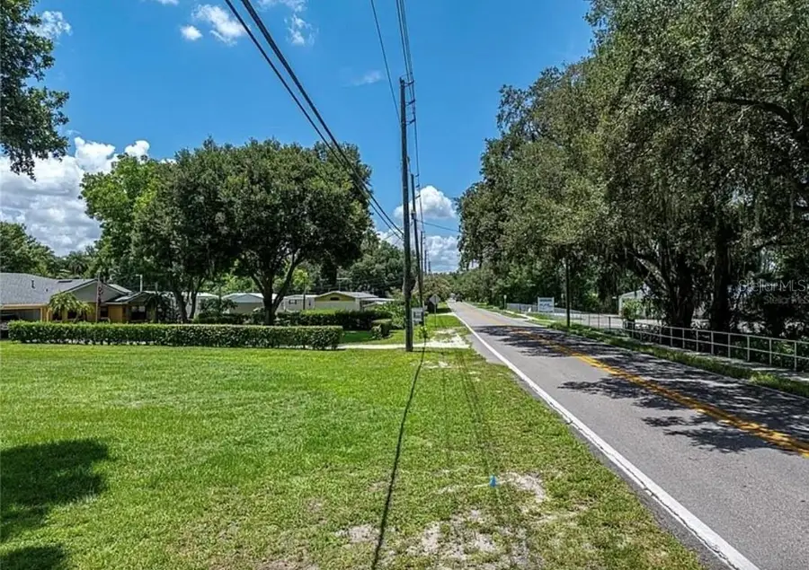 429 Longfellow Boulevard, Lakeland, FL 33801 - Image #3