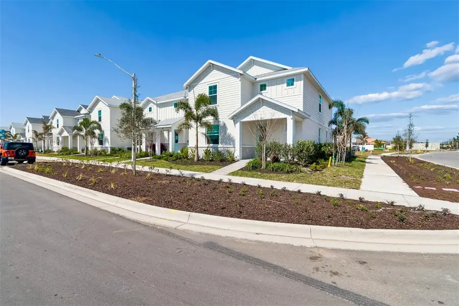 8011 Seaflower Parkway, Bradenton, FL 34210 - #3