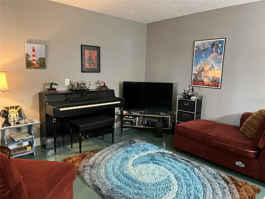 2001 San Marcos Drive Se #3, Winter Haven, FL 33880 - Image #2