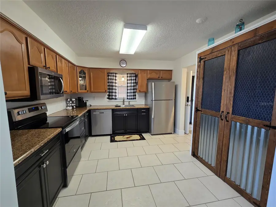 1640 Juno Trail #101A, Astor, FL 32102 - Image #3