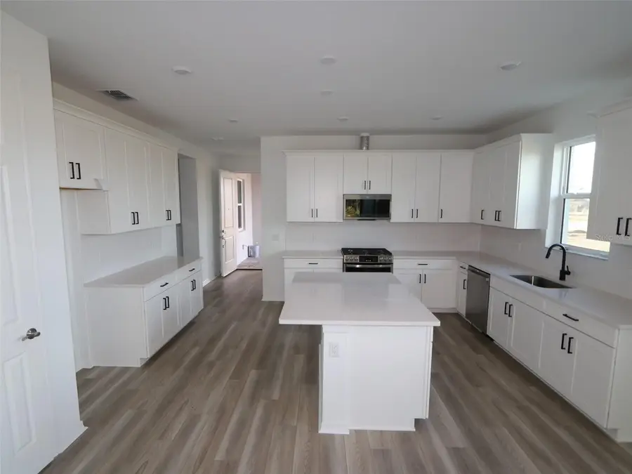 18118 Cherished Loop, Lakewood Ranch, FL 34211 - Image #2