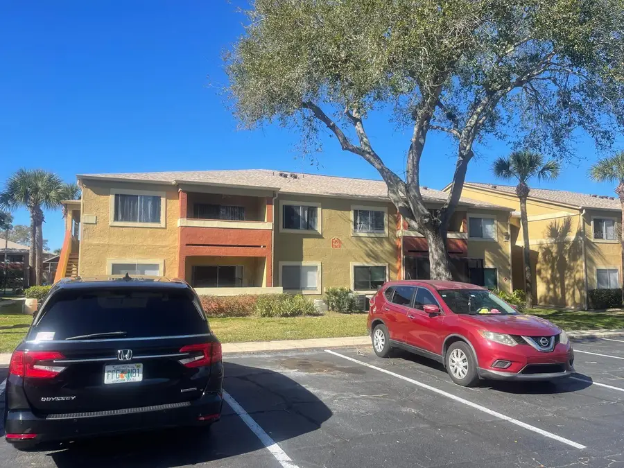 646 Kenwick Circle #205, Casselberry, FL 32707 - Image #3