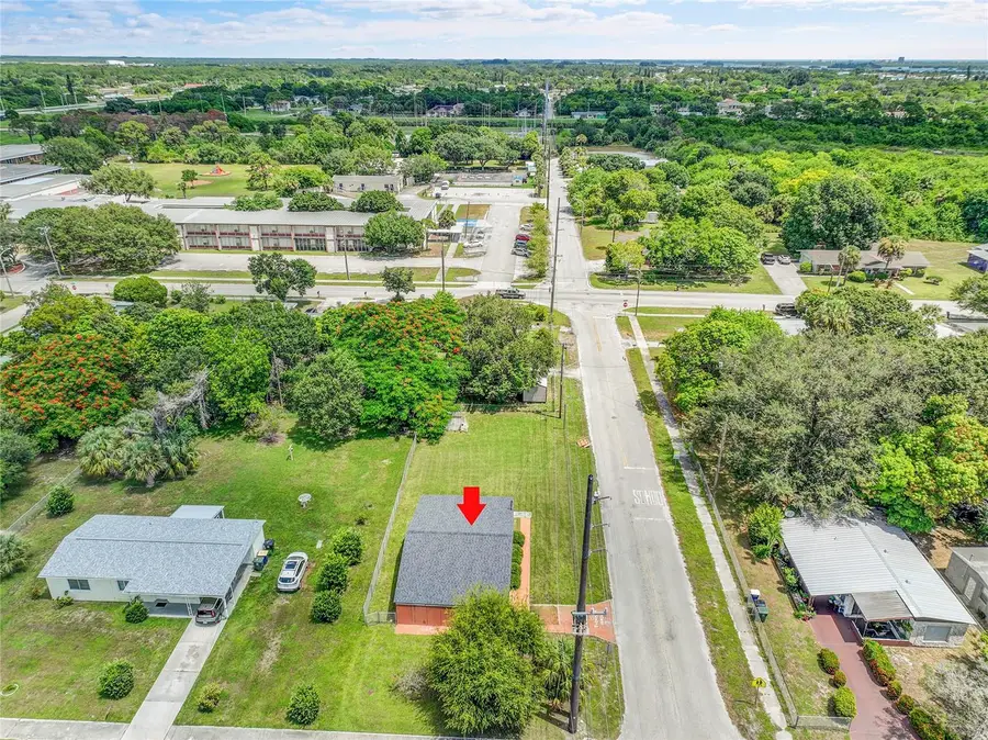 2102 Avenue P, Fort Pierce, FL 34950 - #2