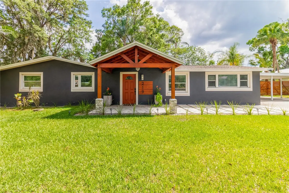 219 S Webb Road, Plant City, FL 33566 - #1