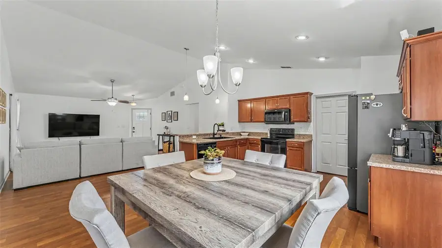 5030 Belmont Park Lane, Mulberry, FL 33860 - #3