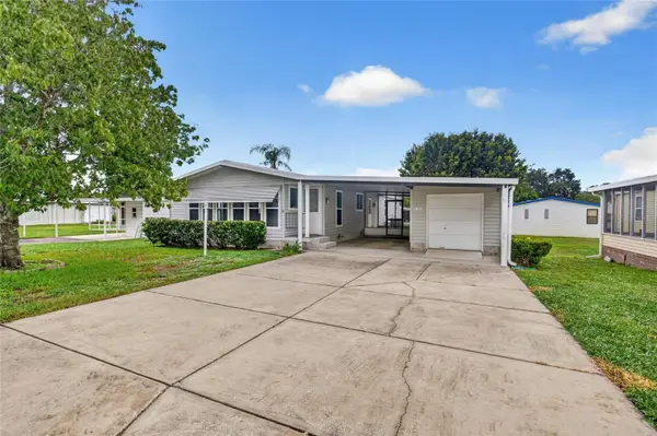 1506 Hillcrest Drive, LADY LAKE, FL 32159