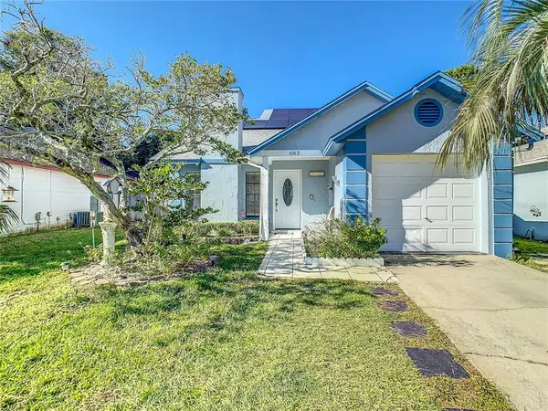 682 Ascot Circle, ORLANDO, FL 32825