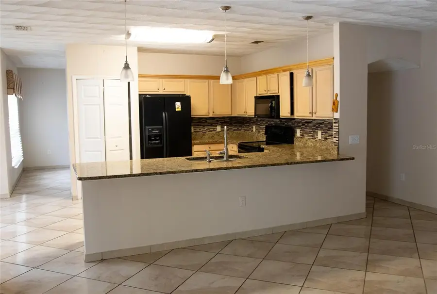 565 Pinehurst, Kissimmee, FL 34758 - Image #2