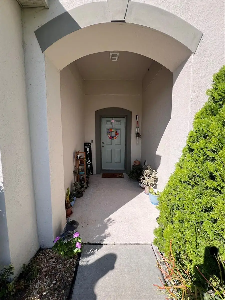 1638 Chatsworth Circle, Saint Cloud, FL 34771 - Image #2