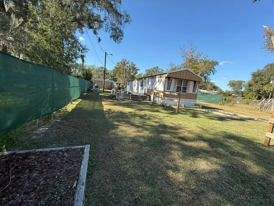 836 Cr 481w, Lake Panasoffkee, FL 33538 - Image #2