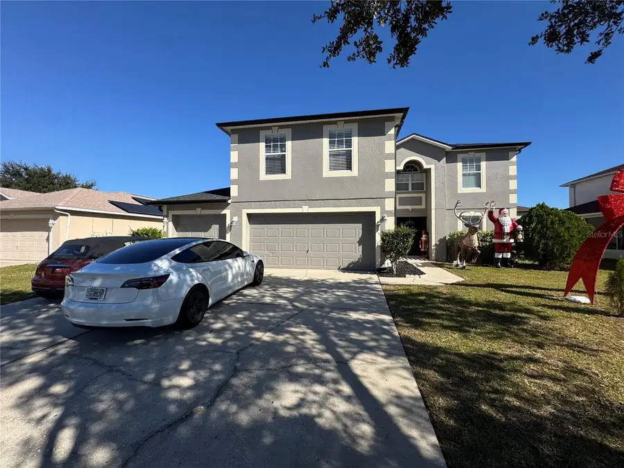 627 Woodland Creek Boulevard, Kissimmee, FL 34744 - Image #2