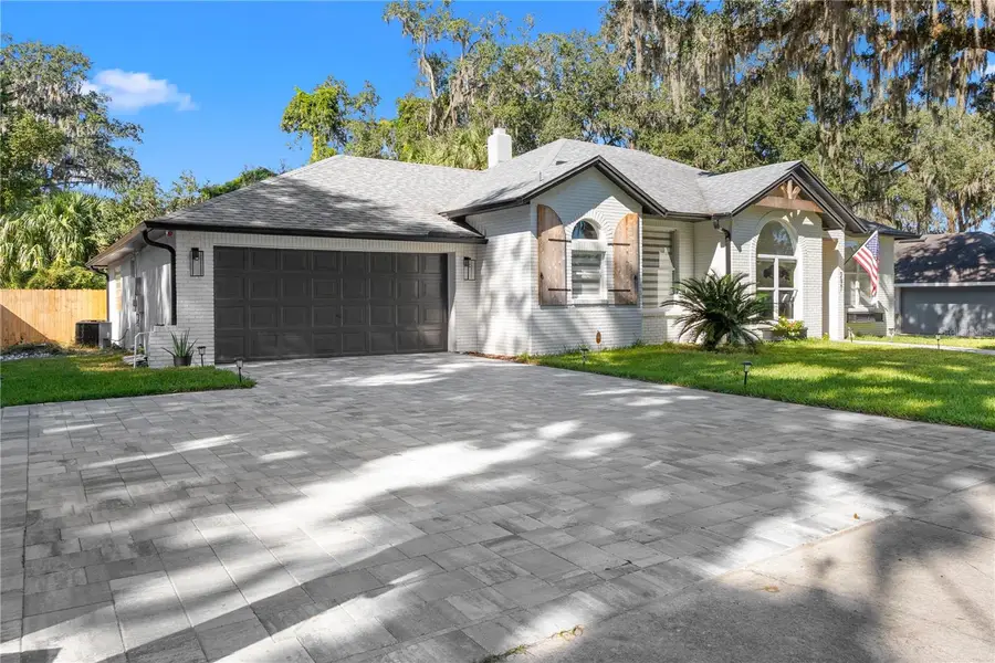 297 N Lake Jessup Avenue, Oviedo, FL 32765 - Image #2