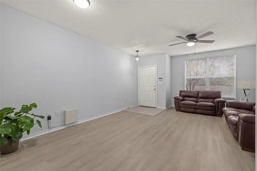 6124 Osprey Lake Circle, Riverview, FL 33578 - Image #3