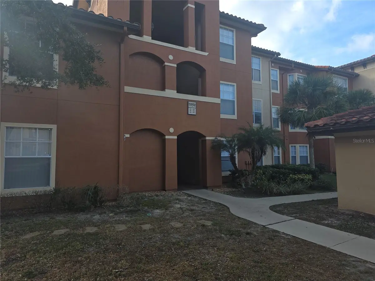 5554 Metrowest Boulevard #206, Orlando, FL 32811 - Image #1
