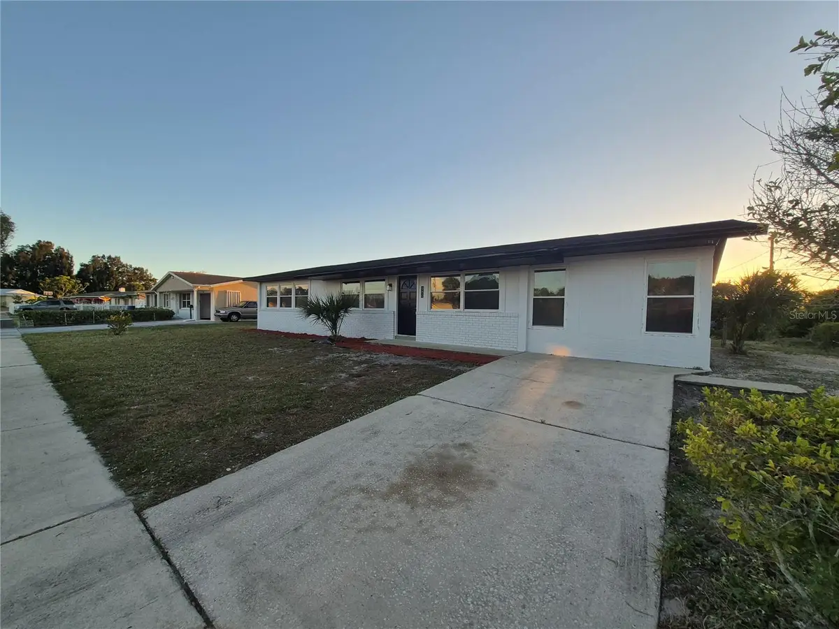 980 Bacon Circle Ne, Palm Bay, FL 32905 - Image #1