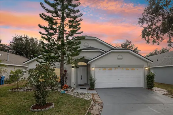 221 Garberia Drive, DAVENPORT, FL 33837