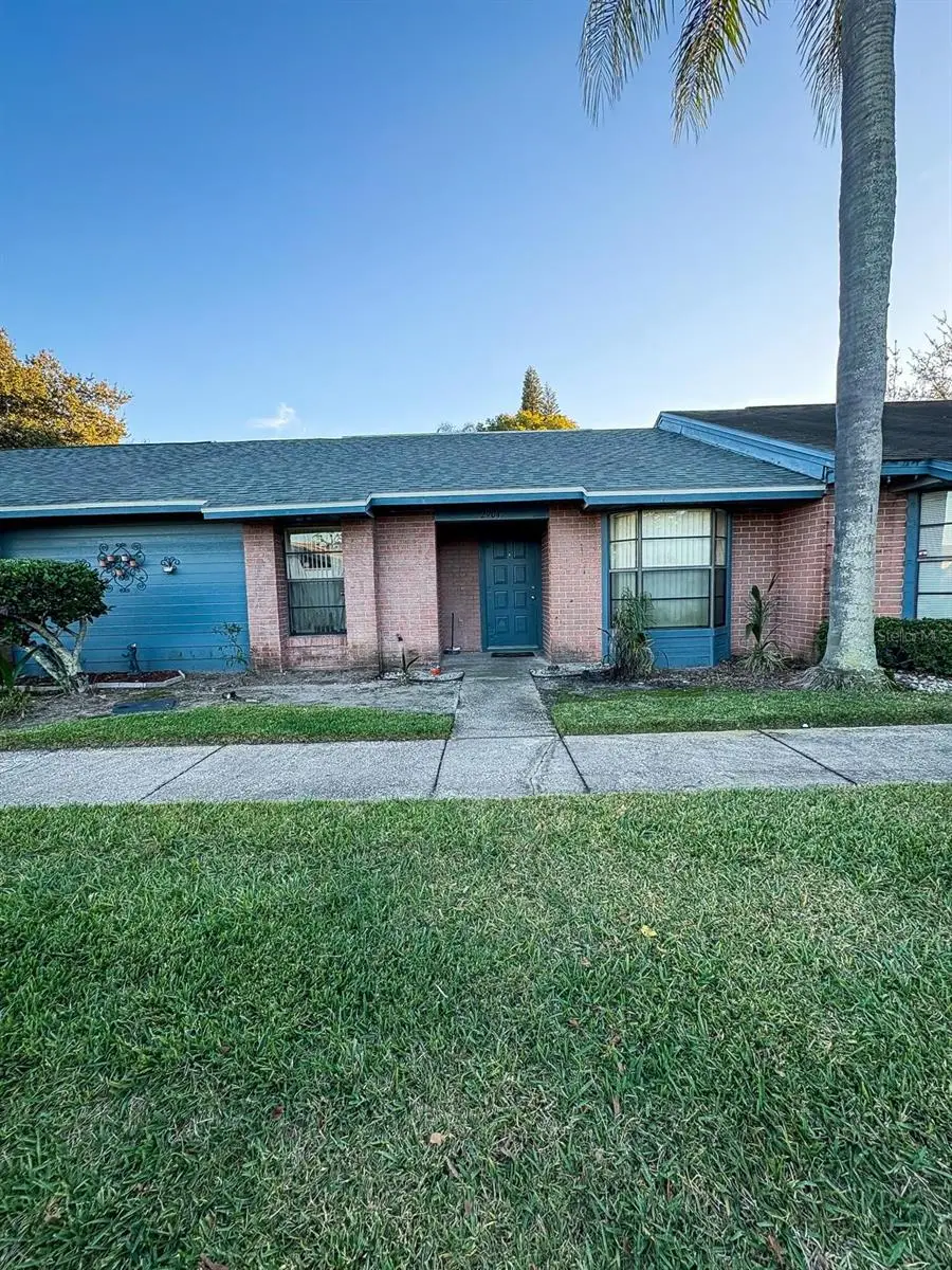 2904 Squire Oak Court, Saint Cloud, FL 34769 - Image #1