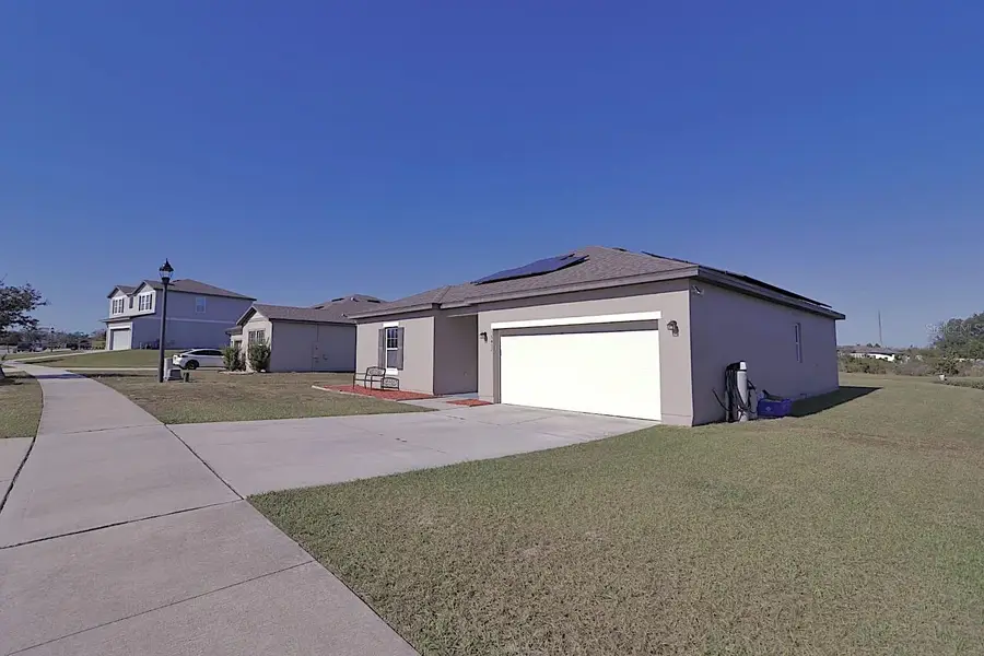 16402 Blooming Cherry Drive, Groveland, FL 34736 - Image #3