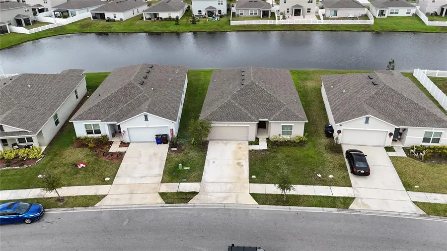 486 Pine Tree Bridge Trail, Saint Cloud, FL 34772 - Image #3