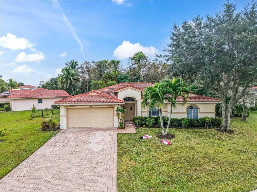 132 Chestnut Circle, Royal Palm Beach, FL 33411 - Image #2