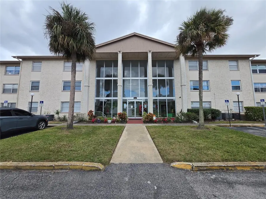 1902 Honour Road #8, Orlando, FL 32839 - Image #2