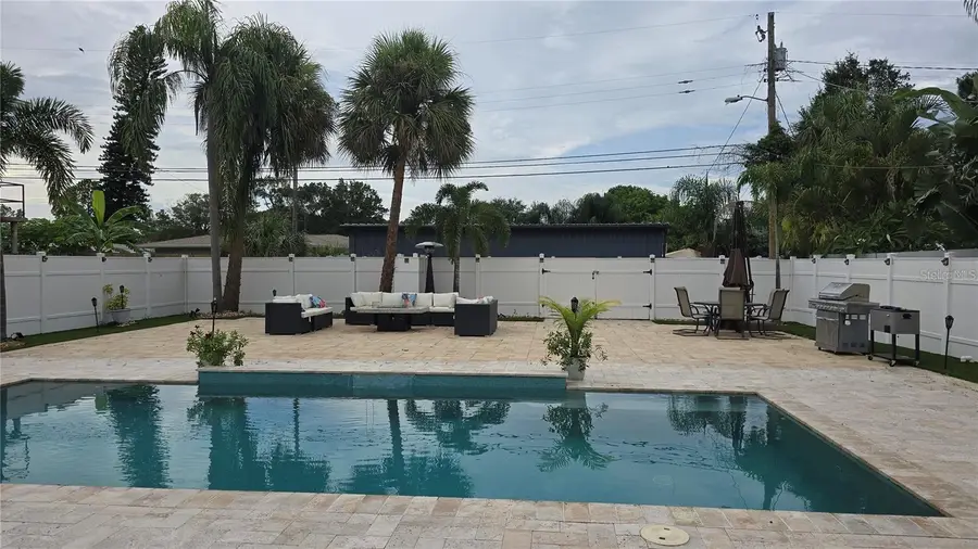 6131 9th Avenue S, Gulfport, FL 33707 - Image #2